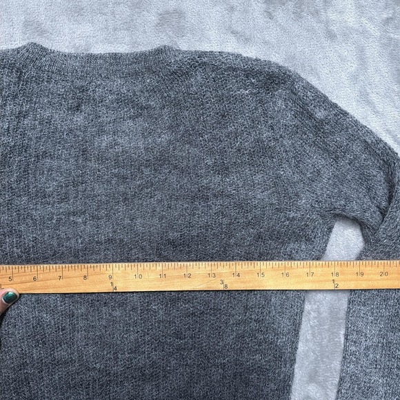 & Other Stories Sweater Womens XS Gray Soft Mohair Blend Knit Button Cardigan - Picture 8 of 9